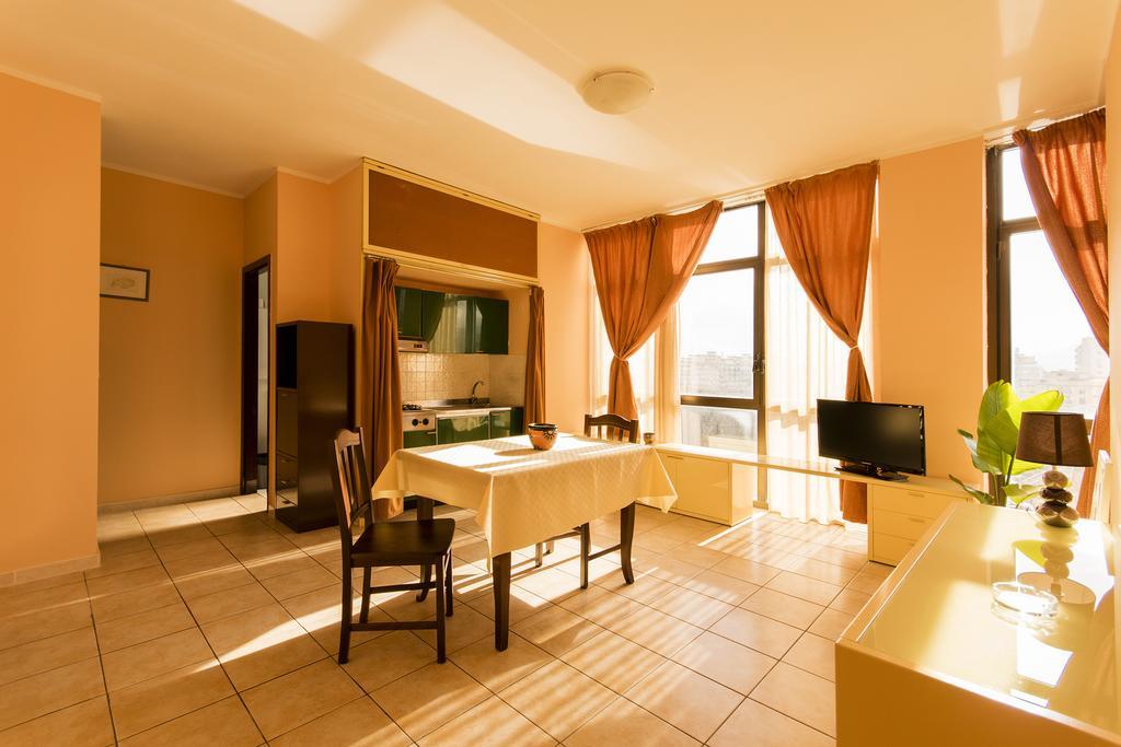Case Vacanza Cleotto Palermo Ruang foto